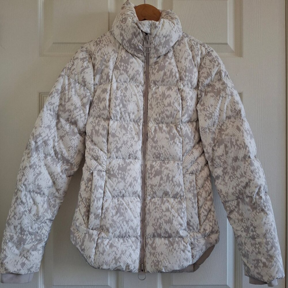 NWT Athleta Winter Snow Puffy Jacket xxs